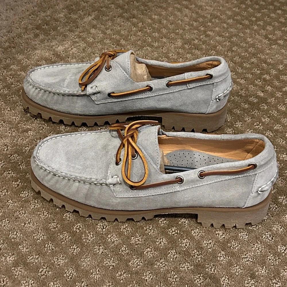 NWOT Froats Men’s Gray Nubuck Leather & Brown Lug Sole Boat Shoes Size 10.5